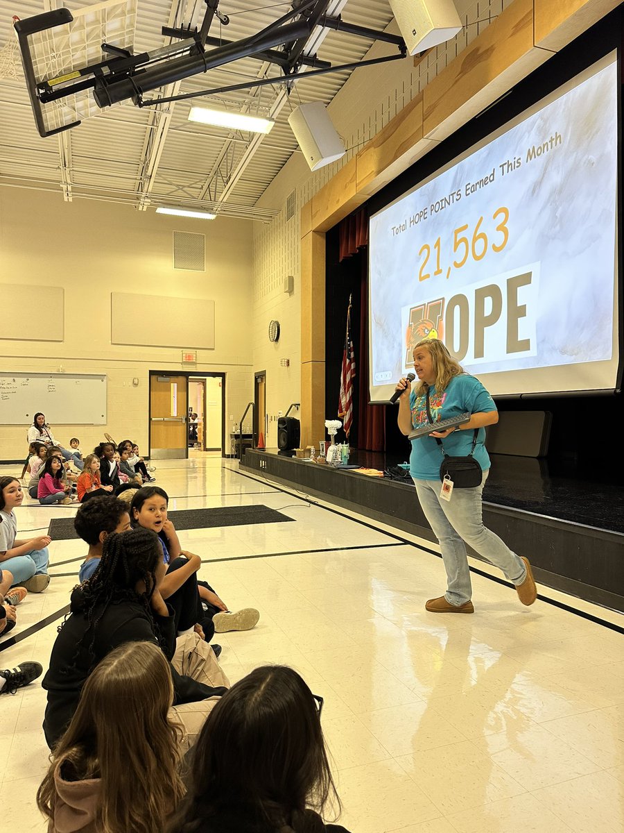 MrsMooreInThird's tweet photo. We enjoyed our monthly HOPE assembly today! https://t.co/iLH97bExLn