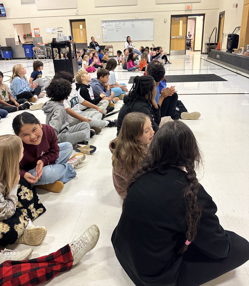 MrsMooreInThird's tweet photo. We enjoyed our monthly HOPE assembly today! https://t.co/iLH97bExLn