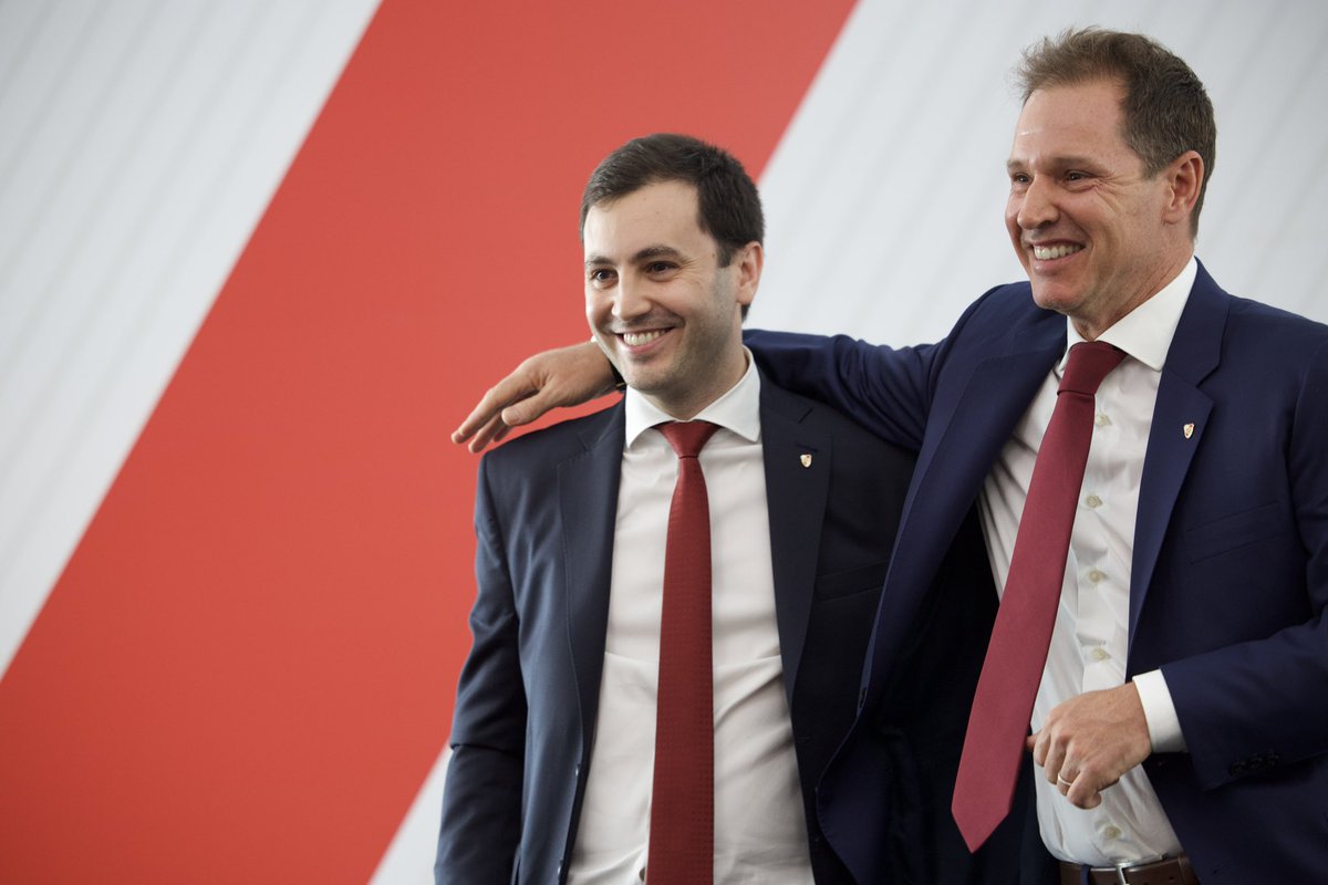 RiverPlate's tweet photo. En un día especial para toda la familia riverplatense, se llevó a cabo el acto de asunción del Presidente @stefanocdicarlo y su Comisión Directiva para el período 2025-2029.

▶️ https://t.co/GjwLvlBvf3 https://t.co/VZddBlMpoE