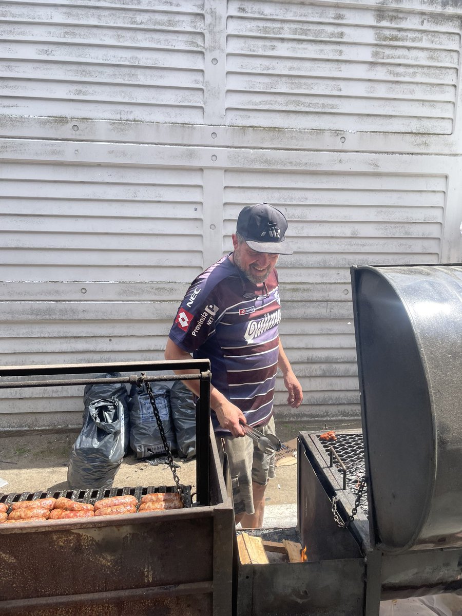 Todo Quilmes tw hablando de los partidos del sueño del pibe pero nadie hablando de las bondiolas y patys que se mandó el finde el <a href="/elJediCervecero/">Jedi QAC 🇫🇮💙🇦🇷</a> , la parrilla siempre al 10 🇫🇮