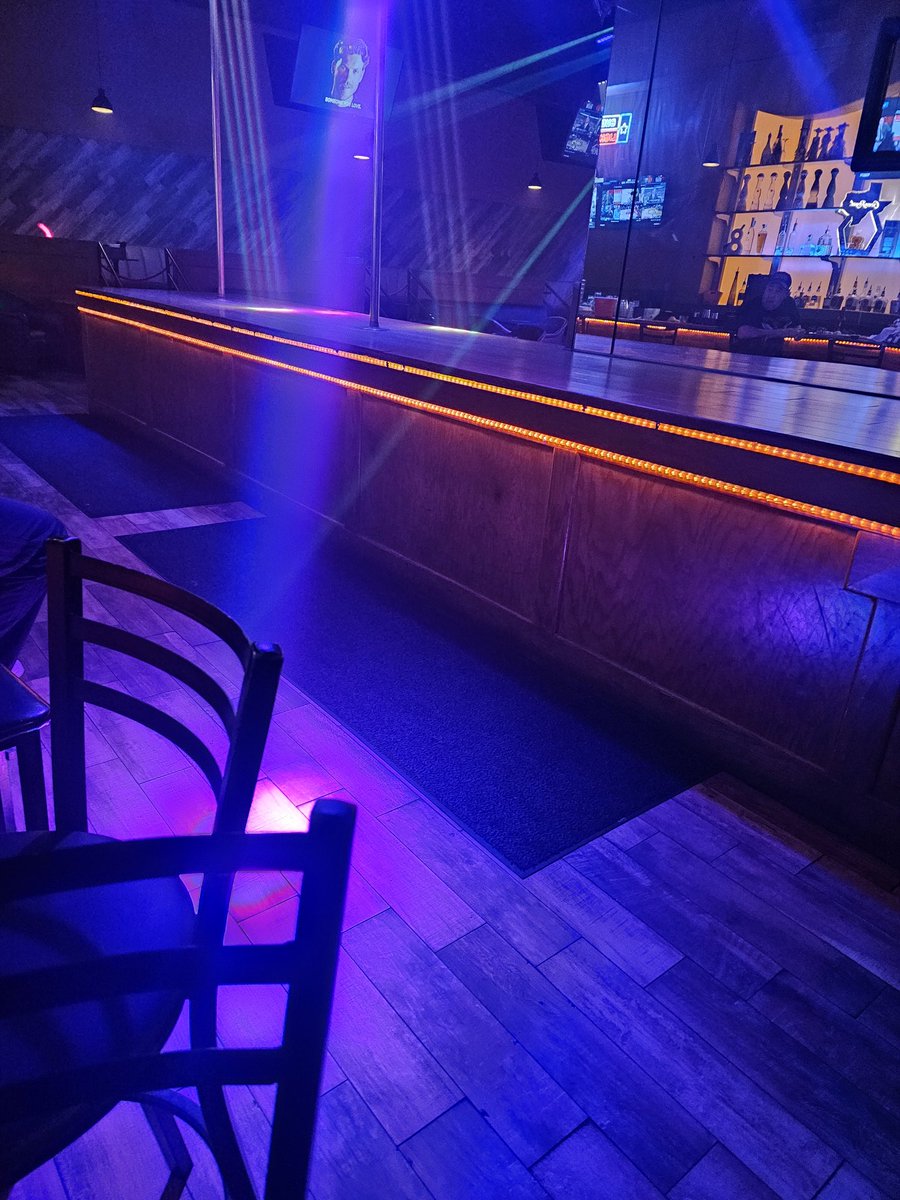 Getaroom2 tweet media