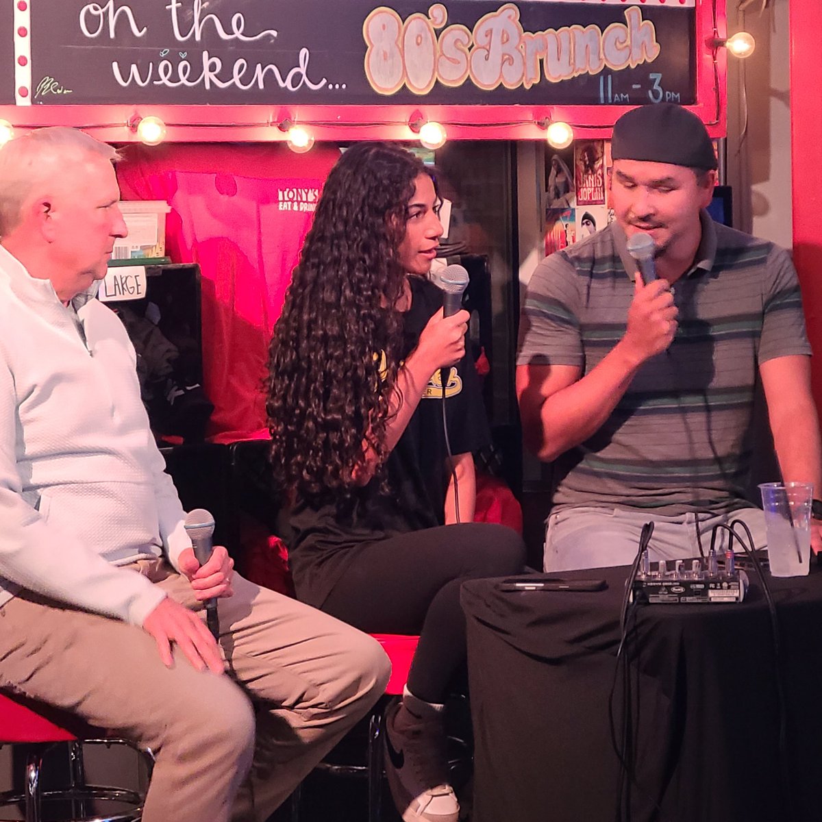 Maleah Martinez representing Fairview Lady Jackets soccer on the Wilco Power Hour radio show tonight!
<a href="/wcsFvHSclb/">Chris Butler</a> <a href="/wcsFVHSrdj/">Fairview High Sports</a>