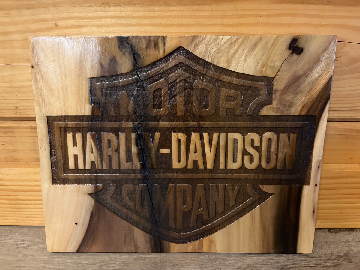 Custom order finished. Was the last cut of this beautiful board. Love the character in it. #BCSSportsArt