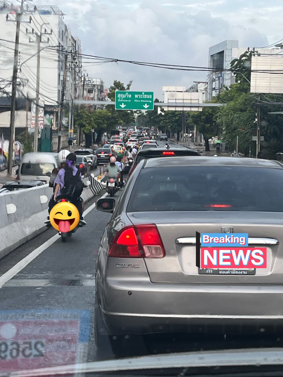orangida's tweet photo. @js100radio 07.27 น. ตีนสะพานข้ามแยกศรีอุดมมุ่งหน้าอุดมสุข ฝนลงเม็ดแล้วนะคะ https://t.co/kKHxyDWb0I