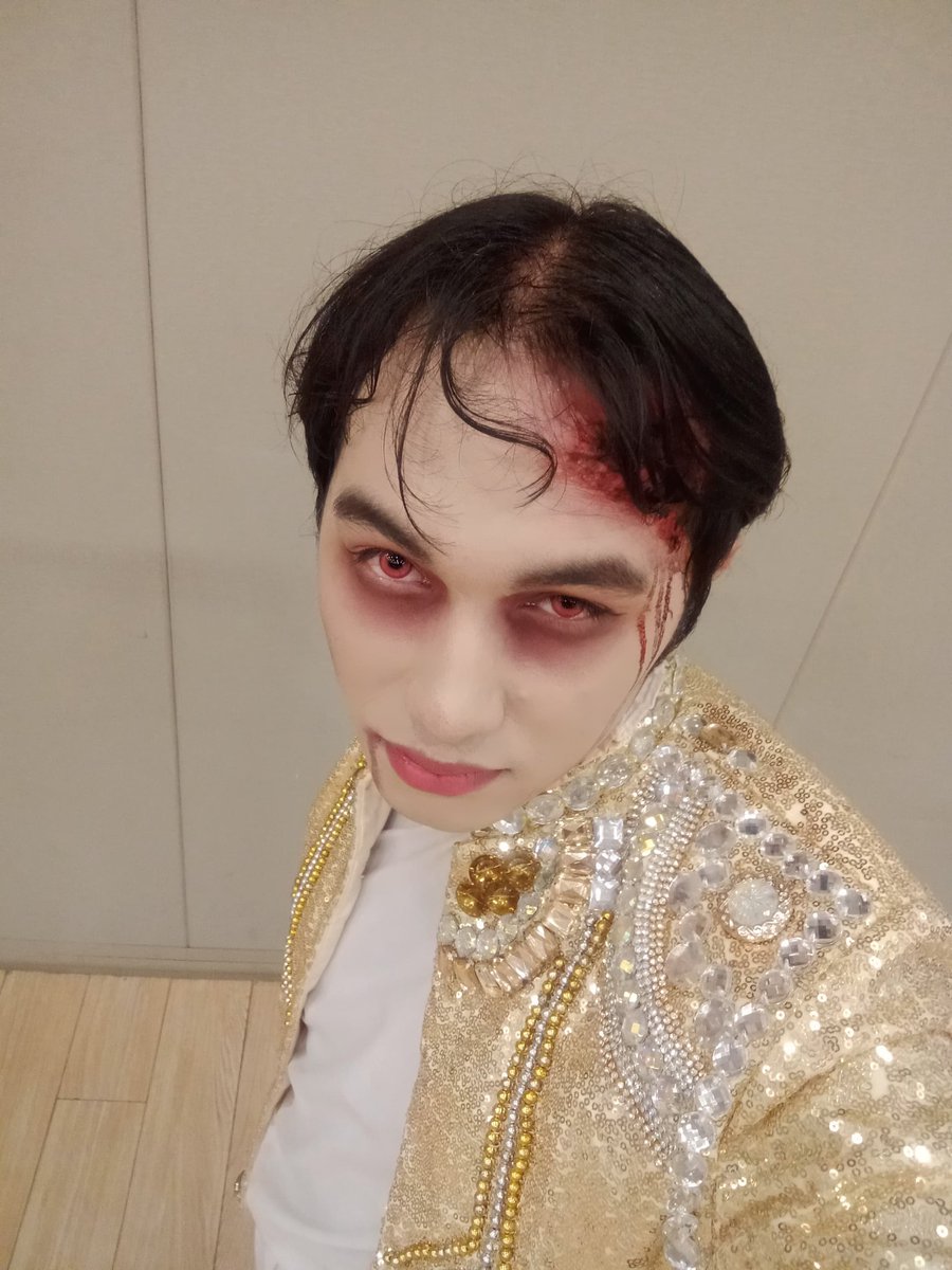wilonaraa's tweet image. became a zombie on event bodyrocks vol. 2