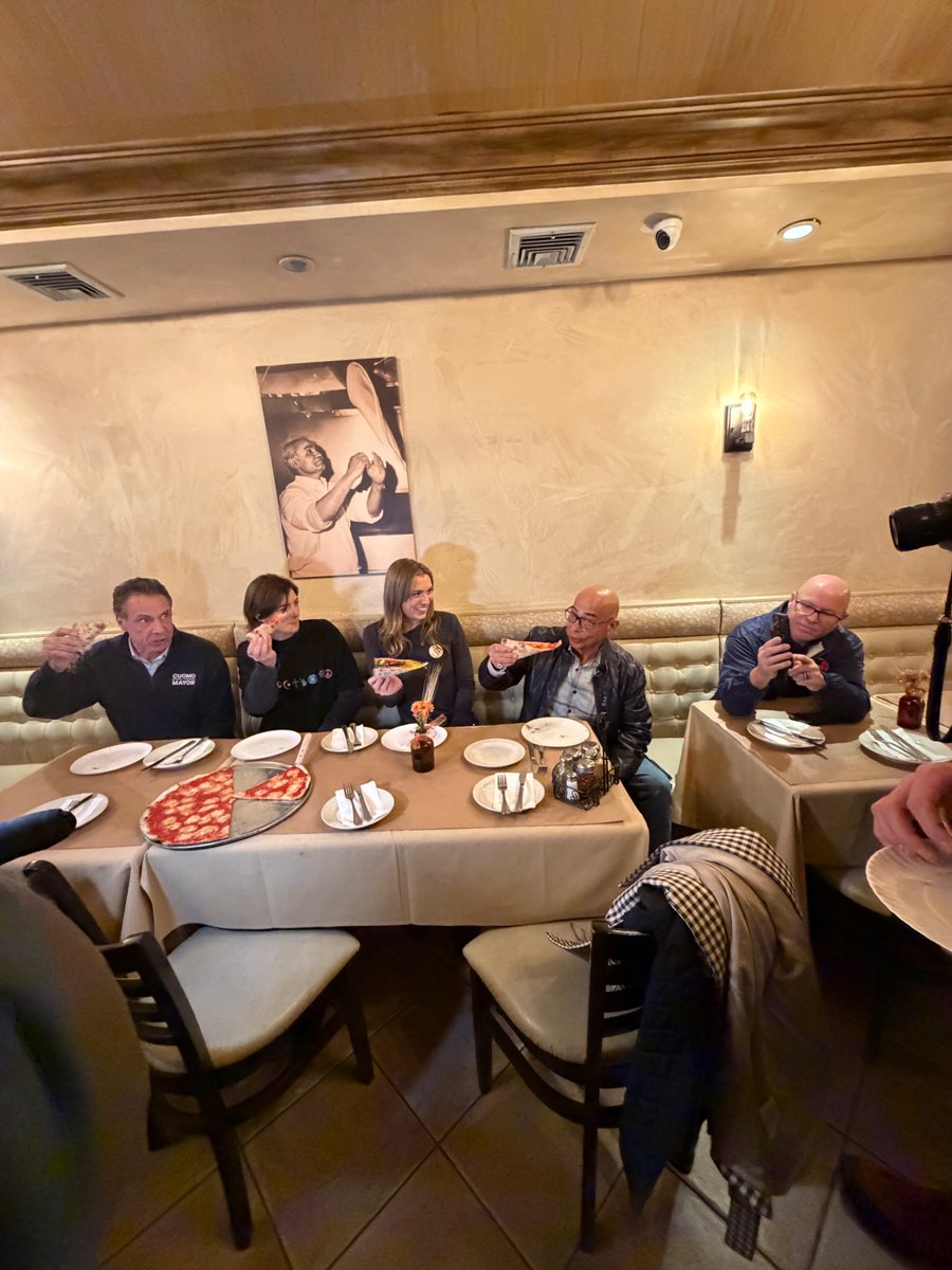Today in Staten Island, NY, International President John Costa broke bread at the famous Joe and Pat’s Pizza for a meeting with Local 1181-New York, NY, and Local 726-Staten Island, NY, to discuss the ongoing issues concerning NYC School Bus company contracts.

Our Union stands