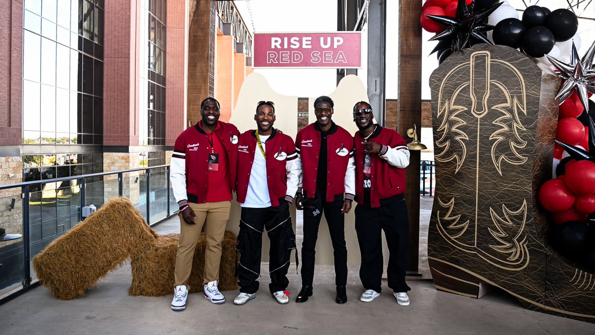 the Cardinals Premier Travel crew is ready for Monday Night 🤩