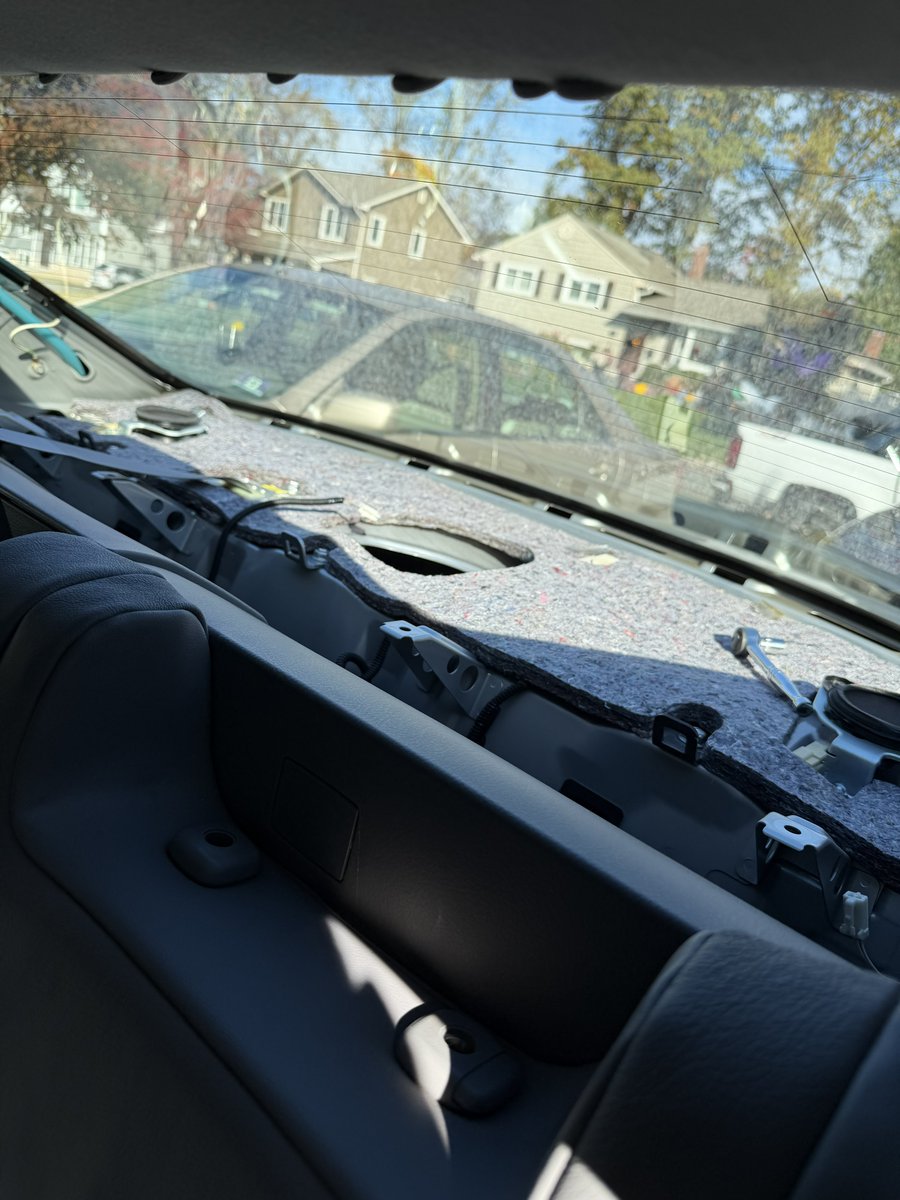 HyprFox's tweet image. Been tooling around in an 08 Avalon and the foam let go on the stock subwoofer.  Easy fix and back to sounding as good as new.