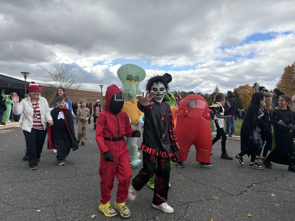 ksrschliessman's tweet image. 🧙‍♀️🦸‍♂️ More Halloween Parade fun! Check out our photo album on the Kensico website to see all the costumes and excitement from the day! #KensicoPride #FallFun