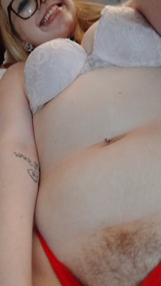 my lil winter bush is coming in so cutesy 🤤😍😉