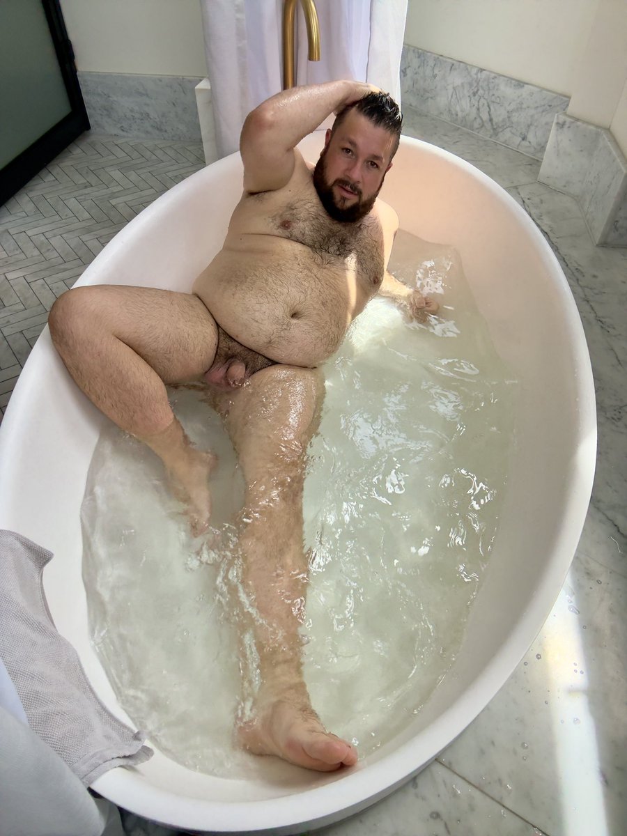 Christian Hull tweet media