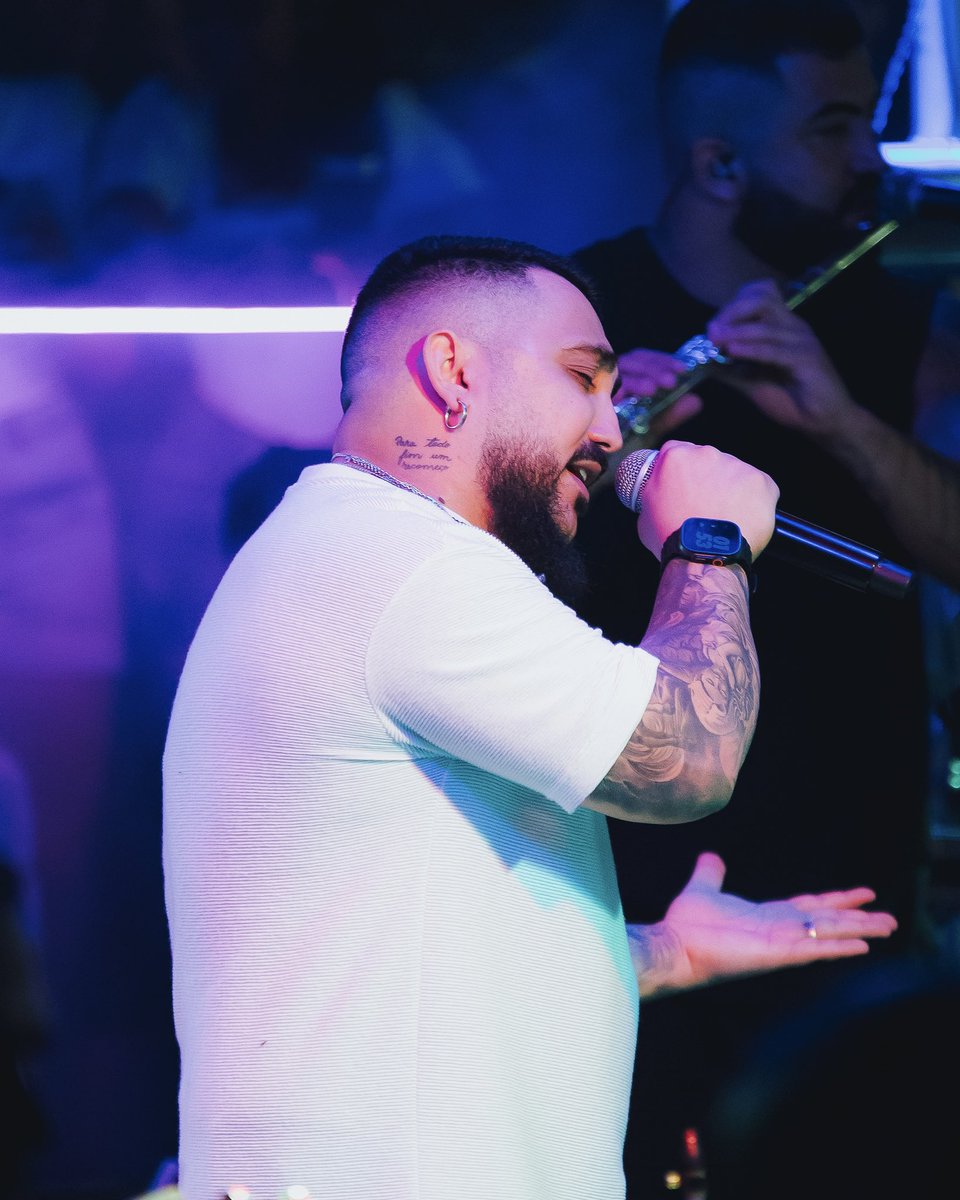 pagodedoadame_'s tweet image. Pagode de domingo em casa, não tem preço! Começando a semana da melhor maneira em São Gonçalo ❤️ Família No Sigilo, obrigado por chegarem junto!!!

Confere aí e sente a vibe desse domingão no Boteco do Leandrinho!!!