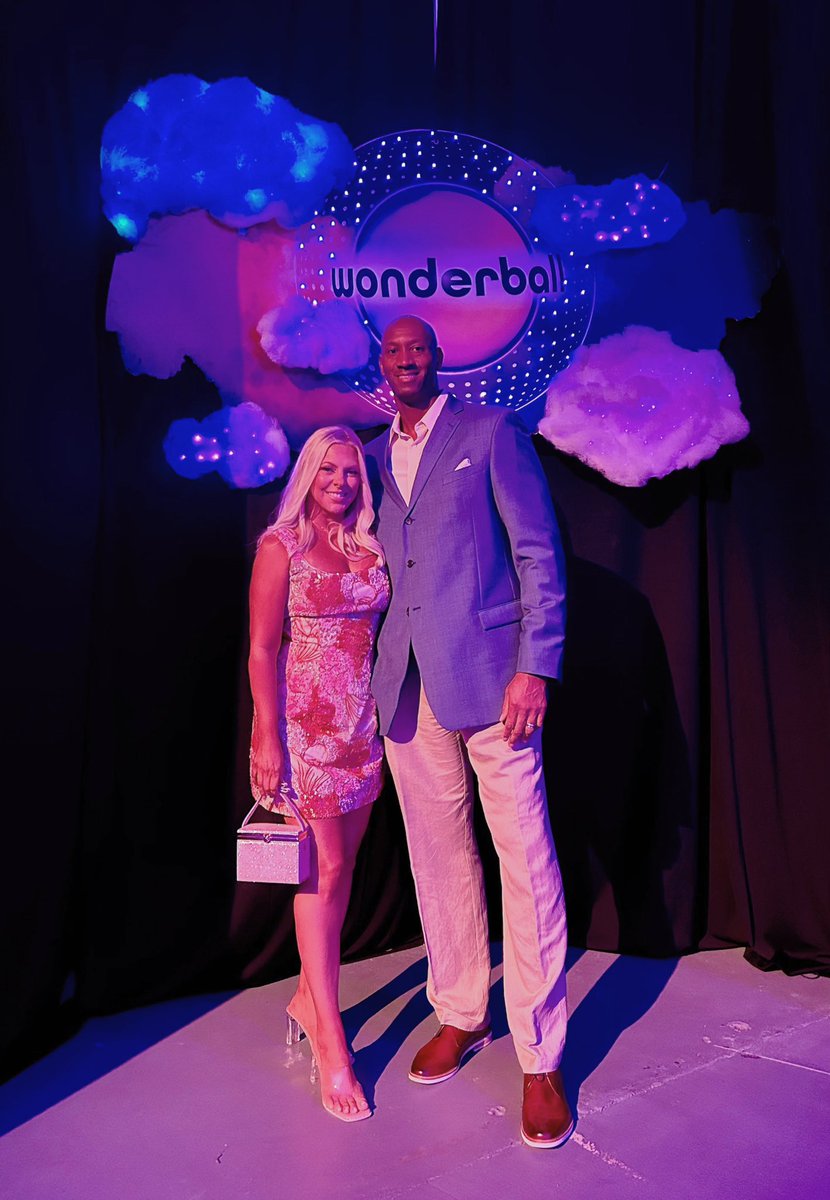 JerodWard1's tweet photo. Last Month started with a great 2 nights fundraising event @ Wonderball 2025 benefiting The Circus Art Conservatory youth outreach program with an amazing performance by Rehab… #leadership #motivation #inspiration #EatAdversity #resultcoach https://t.co/RPmk3rDZhu