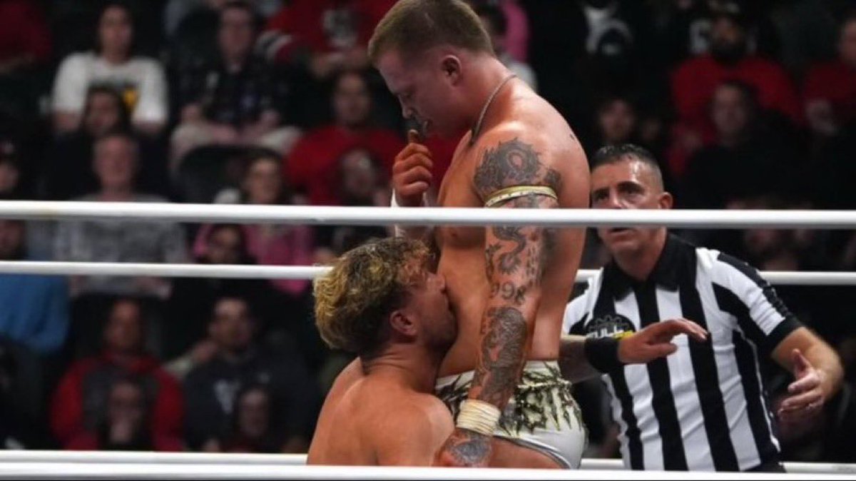 bleedtylerblack's tweet image. thinking about this rn