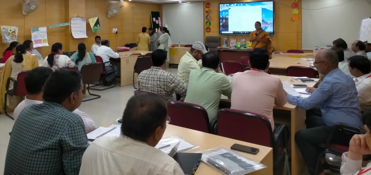 sihfwup's tweet photo. Highlights frm day 04.
Sessions on Importance of Implementing Quality ECE Services, Introduction To State Provided Resources,Classroom Space Organisation, Classroom Management for Diverse Age Groups 
By Riti,  Ankita, Iffat, Samarpita https://t.co/9FlziTAH6c