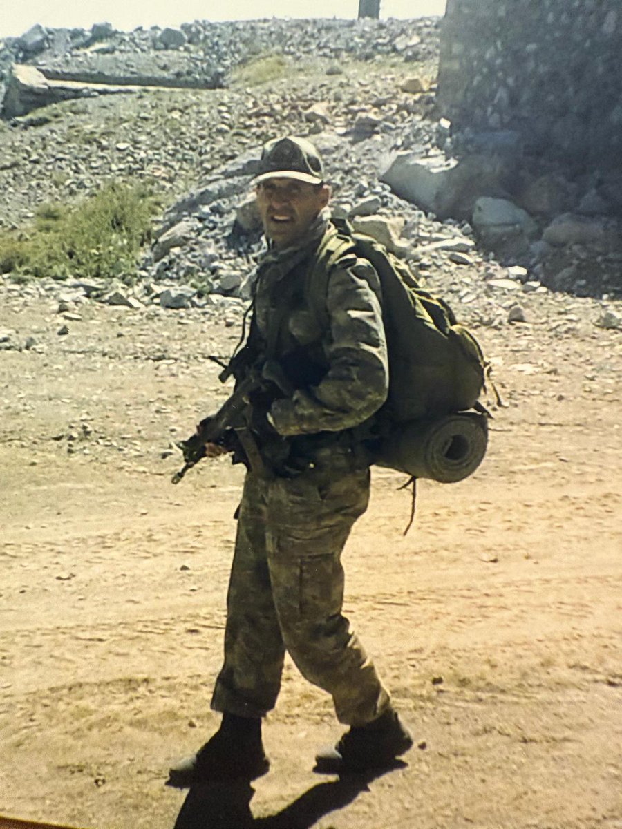 📌Şerefli namuslu TÜRK SUBAYI Orkun Özeller tam 48 Gündür TUTUKLU... 
#OrkunÖzellerYalnızDeğildir #VatanyahutSilivri