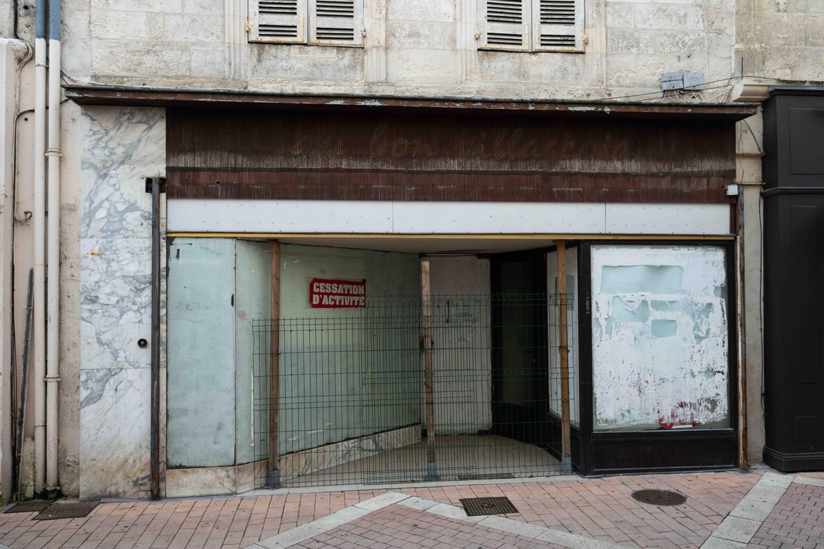 Désertification des centres-villes : Saintes va (sur) taxer les locaux commerciaux vides
➡️ l.leparisien.fr/UjUQ