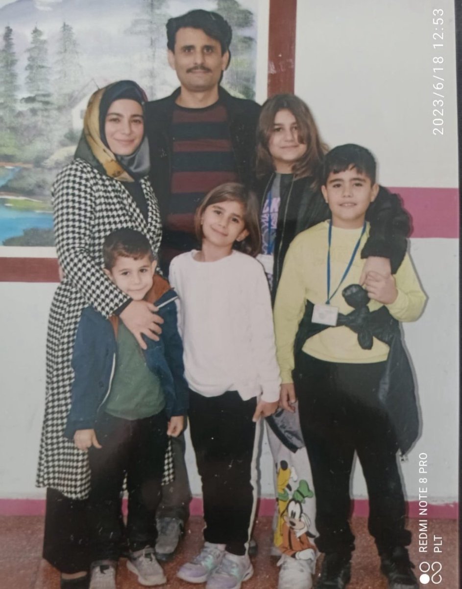 Dört çocuk ebeveynlerinden yoksun bırakılmış durumda.Yeliz Temur, 17 Haziran 2023’te tutuklanmış; eşi ise yaklaşık 6 yıldır ceza infaz kurumunda bulunmaktadır.AİHM’in Yalçınkaya kararına rağmen özgürlükten yoksunluk hâli devam etmektedir.Bu durum, masumiyet karinesi ve aile