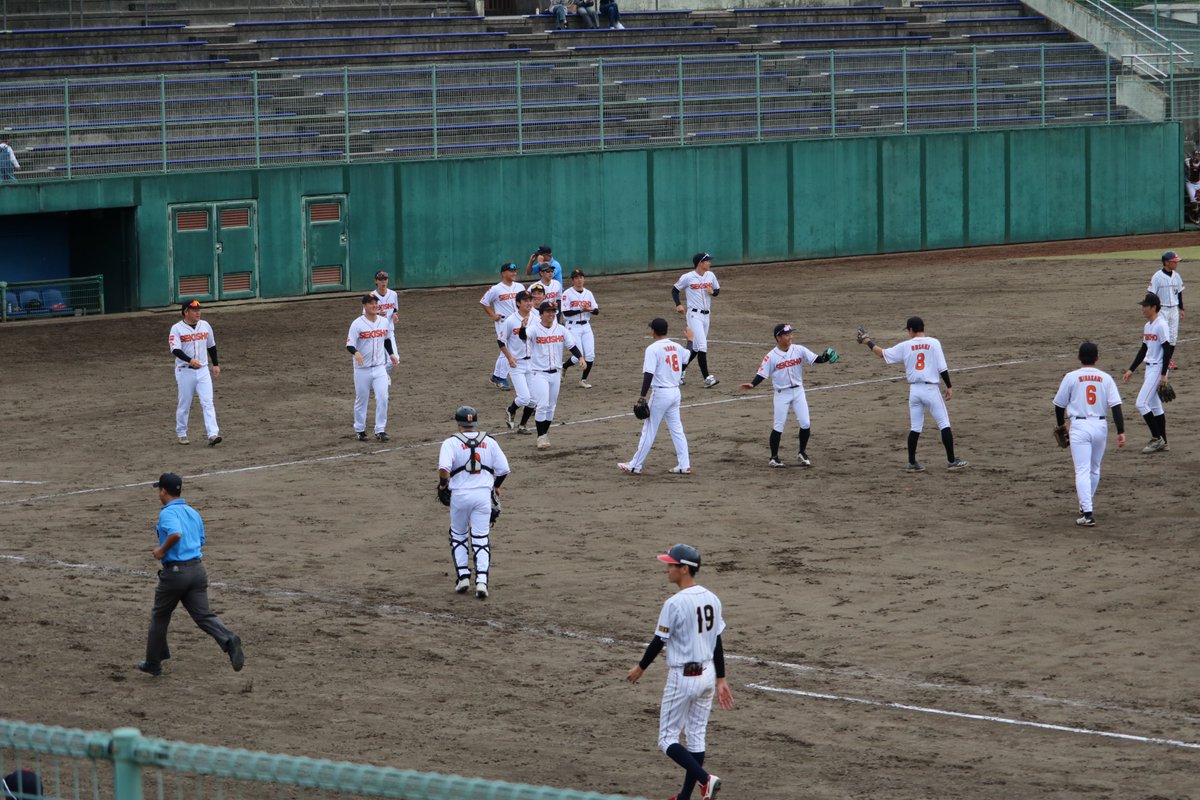 【試合結果】
水戸市長旗第33回
東日本軟式野球大会

≪2回戦≫
11/2（日）@笠間市民球場
小松マテーレ様

関彰商事
１００｜０００｜１００｜２
０００｜０００｜０００｜０
小松マテーレ様

バッテリー：矢萩-提箸
２塁打：大隈