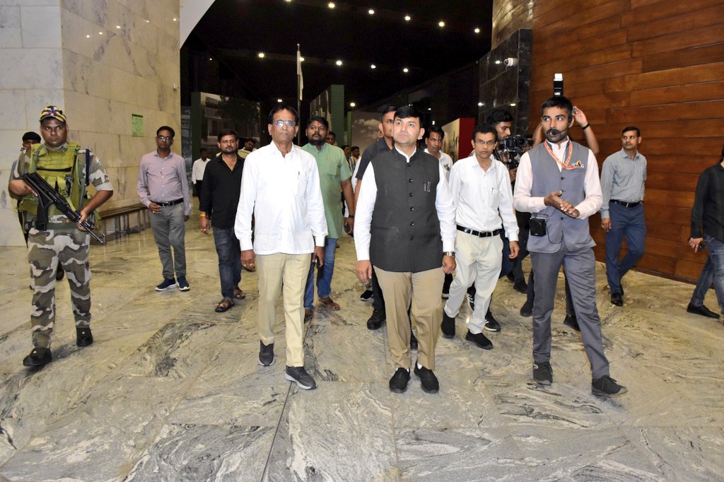 pravinmalibjp's tweet image. &apos;સ્ટેચ્યૂ ઓફ યુનિટી&apos; ખાતે વિતાવેલી અવિસ્મણીય ક્ષણો...

#EktaPrakashParv #BharatParv #StatueOfUnity #EktaNagar #150YearsOfSardarPatel @souindia