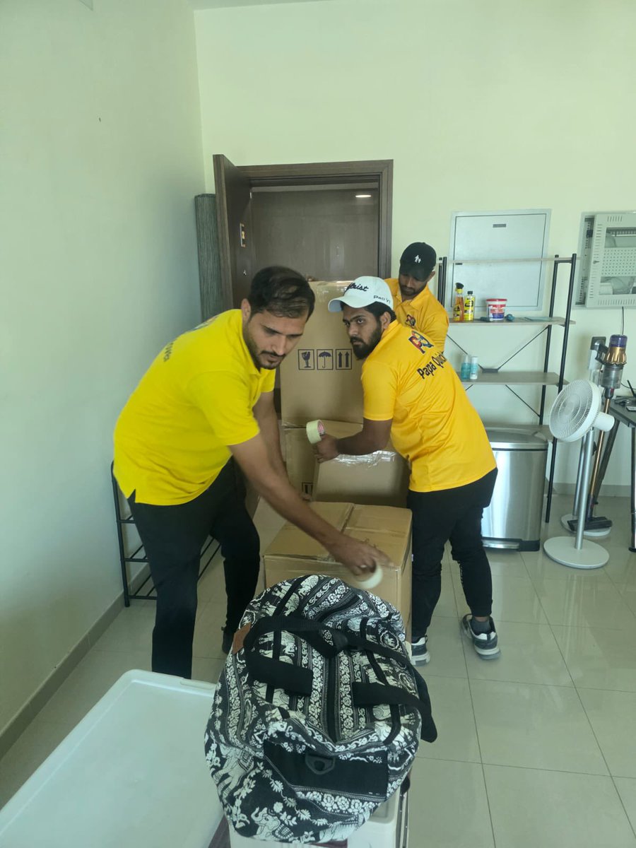 PAPA Movers &amp; Storage Services 

✅PROFESSIONAL UAE MOVERS 
✅UAE MOVING COMPANY 
✅RELOCATION SERVICES 
✅PICK UP AND DROP OFF DELIVERY 
✅STORAGE UNIT 
✅DEEP CLEANING 
✅WALL PAINTING 

Call &amp; WhatsApp: 0523426899