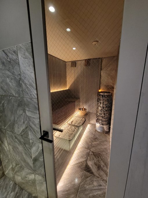 今日は休日出勤の代休!!
ランニングからの貸切サウナからのもんじゃ焼きで大満足ッッッ🤗💕💕 