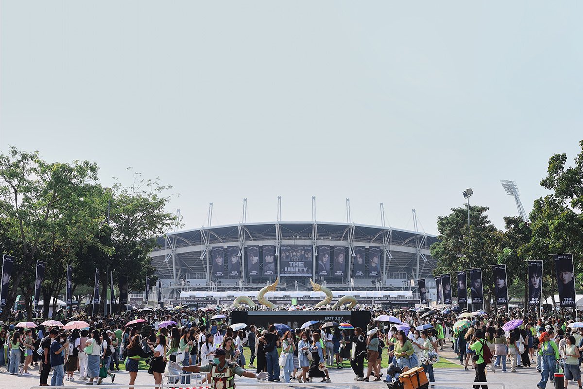 คอนอะไรไม่รู้

อังกอร์ 0
หนังโรง 0
ตารางทัวร์ and more

แต่ไม่ 0 วิน มีแดซังสูงสุดคอนเสิร์ตการันตีความสำเร็จ
เป็นตำนานให้ลูกหลานพูดถึงทุกไตรมาส