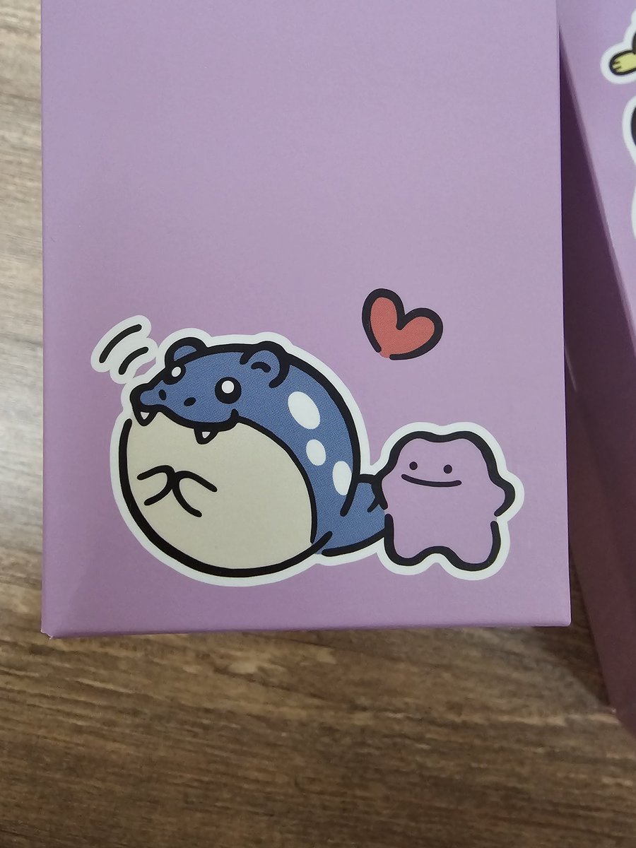 Marchen0319's tweet photo. CU 포켓몬넘버키 퀄리티 굿..타이핑 느낌도 부드럽고..실물 미침..패키지 상자조차도 버릴수 없다..실사용하기엔 너무 아까워..구성품에 초코바 두개랑 씨리얼 작은거 한봉지인건 흠이지만 그래도 사길 잘했다♡ https://t.co/5rGUDdf7aB