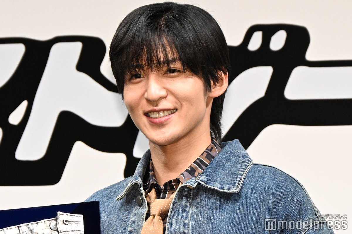 👖ベストジーニスト2025👖 一般選出部門：Snow Man目黒蓮 🔻さらに写真