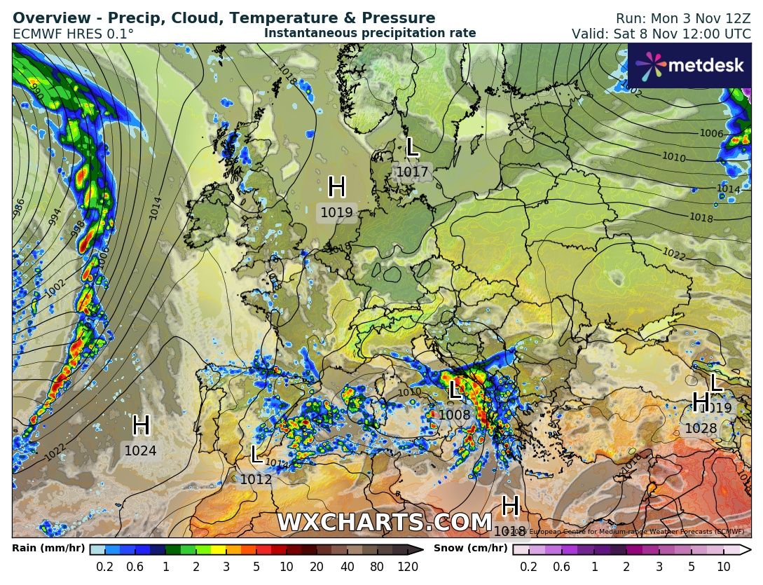 De komende tijd is het overwegend droog met geregeld de zon en zacht met ca 15 graden. In het weekend toenemende kans op mist, die in deze tijd van het jaar overdag moeilijk of niet meer oplost.