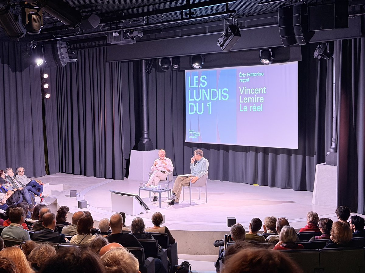 jclabarre's tweet photo. Les Lundis du 1 avec @v_lemire et @ericfotto hier soir à la Bourse. Autour du Moyen Orient et de Jérusalem. Passionnant. Et une série animée tirée de la bd Jérusalem en cours d’adaptation pour Arte ! https://t.co/8QRMFQiwxV
