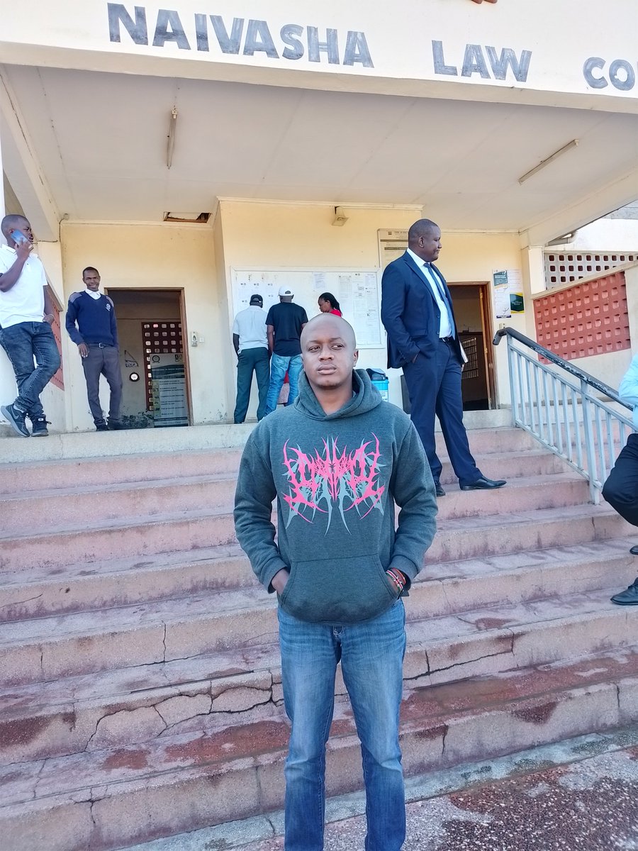 CopShakurkihara's tweet image. After appearing in court in January wearing a shirt with Jacob Juma’s picture, DCI officers told my lawyer that they would come after me. Ruto was provoked,I don’t know why. Was it because he killed Jacob Juma?

I went into hiding for a few months. In March, I was arrested in…