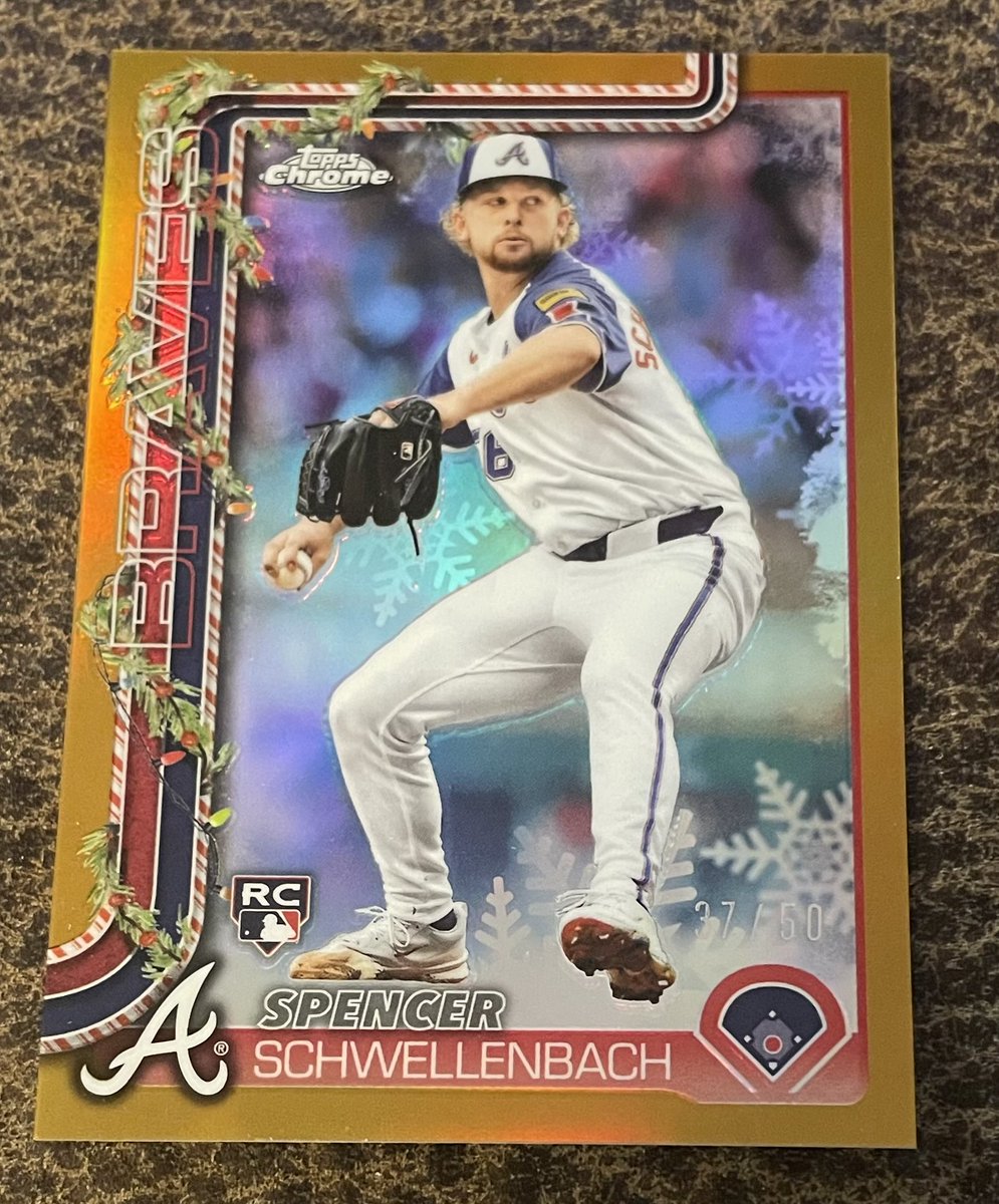 FlintRoger's tweet image. Grabbed a Topps Holiday box because it’s always a fun and cheap rip! A Very nice Gold Chrome /50 made it even more fun! Beautiful card! @CardPurchaser