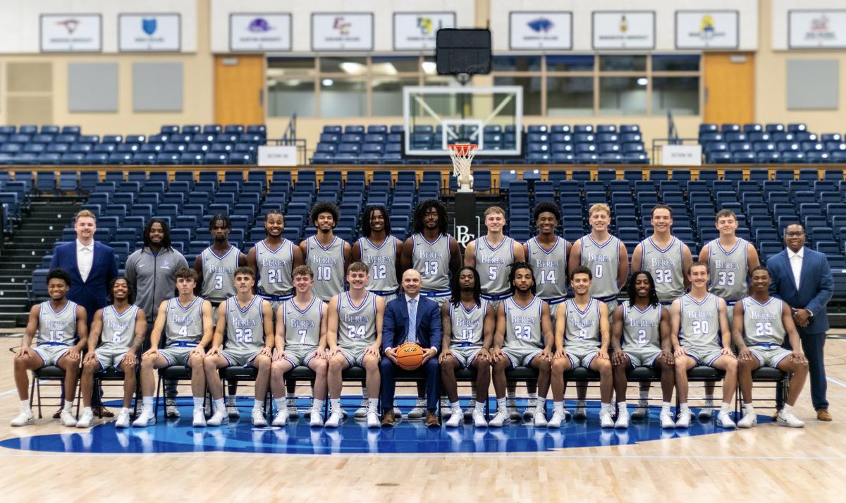 BIG family with BIG goals! The 2025-26 Mountaineers are locked in and ready to roll. First game: Tuesday, November 11th vs. Asbury at home 🏀