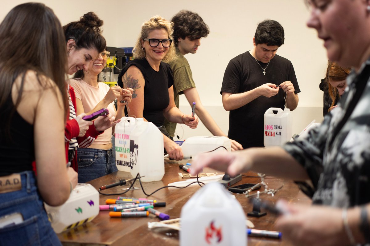 mae_untref tweet media