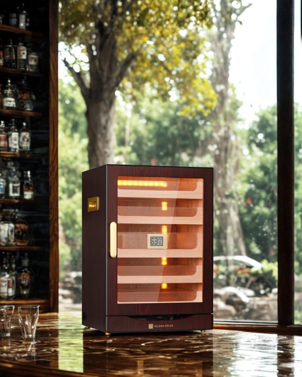Glencreag's tweet image. Light it up!  The GLENCREAG ED Humidor features dual-mode lighting that auto-illuminates when you open the door. 
Precision storage for the perfect smoke.
glencreag.com/products/met-1…

#Humidor #CigarLover #GLENCREAG