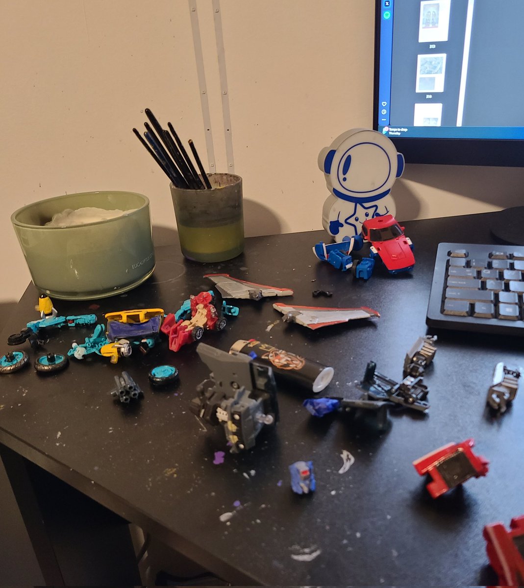 JAXORCIST2's tweet image. Rate the space guys😇