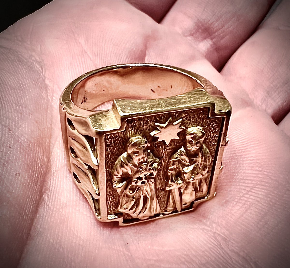 Sancti Petre et Paule, orate pro eo!
🖤🙏🏻