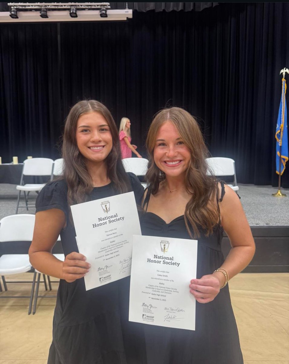 National honor society #StudentAthlete 
<a href="/CoachDreswick/">Jess Dreswick</a> <a href="/Strimp25/">Crissy Strimple</a>
<a href="/CoachMcFalls/">Jen</a> <a href="/KStokes10/">Kiki Stokes O’Connor</a>
<a href="/lexikinnaird/">Lexi Kinnaird</a> <a href="/Coach_Maples/">Sam Maples, MBA</a> <a href="/kasey_grif/">Kasey Griffith</a> <a href="/CoachErinBrown/">Erin Brown</a>
<a href="/CoachRogerW/">Roger Wilson</a> <a href="/ShaleeRodriguez/">Shalee Rodriguez</a> <a href="/BayMcKittrick/">Bailey McKittrick</a> <a href="/coachweber_jess/">Jess Weber</a> <a href="/CoachJoshBarnes/">Josh Barnes</a>