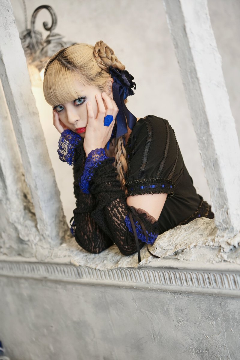 Moi-meme-Moitie モワティエ ソックス レースリボンオーバーニー モア