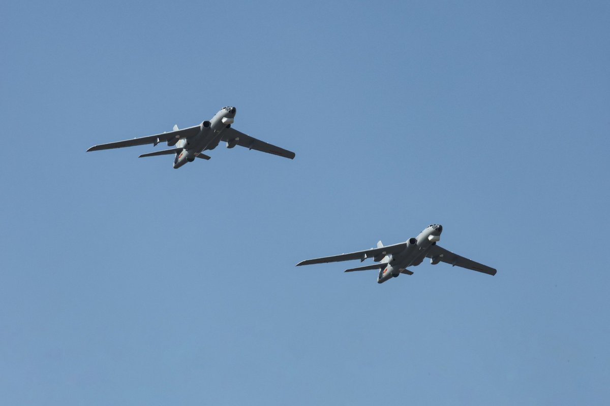 ZoieYiyi's tweet image. #OpenComment With more such charm offensives, people around the world will soon find that the Chinese military is not only powerful, but also transparent and friendly.