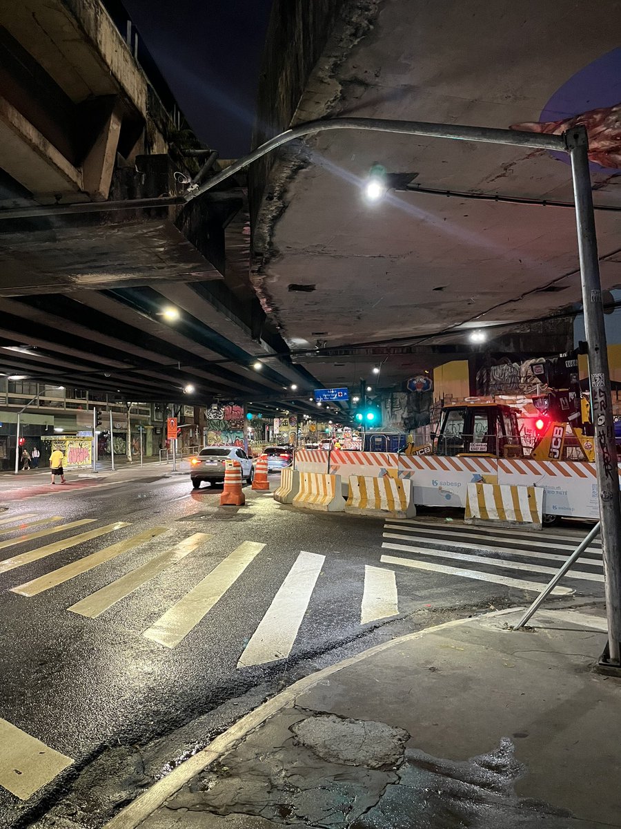 robsyep's tweet photo. Tá difícil essa obra aqui a região. Termina quando? Alô  @CesarTralli @prefsp @g1saopaulo #bdsp https://t.co/BIIlcEpMQ5