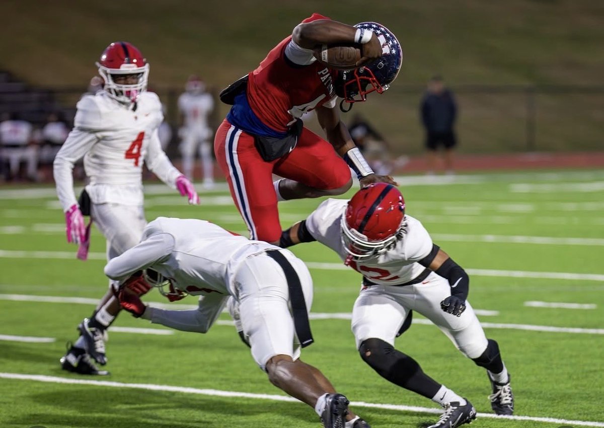 RB_Alex4's tweet image. Few clips from Jonesboro and Central game

Alex Tarboro | RB/LB | 5’10” 185 lbs | Northside HS (Columbus, GA) | Class of 2027

Photo credit: insta: n1d.tech
Video: WRBLSports 

#Commitment #Georgiafootball #recruitgeorgia #PrepRedZoneGA #Collegefootball #Addidas…