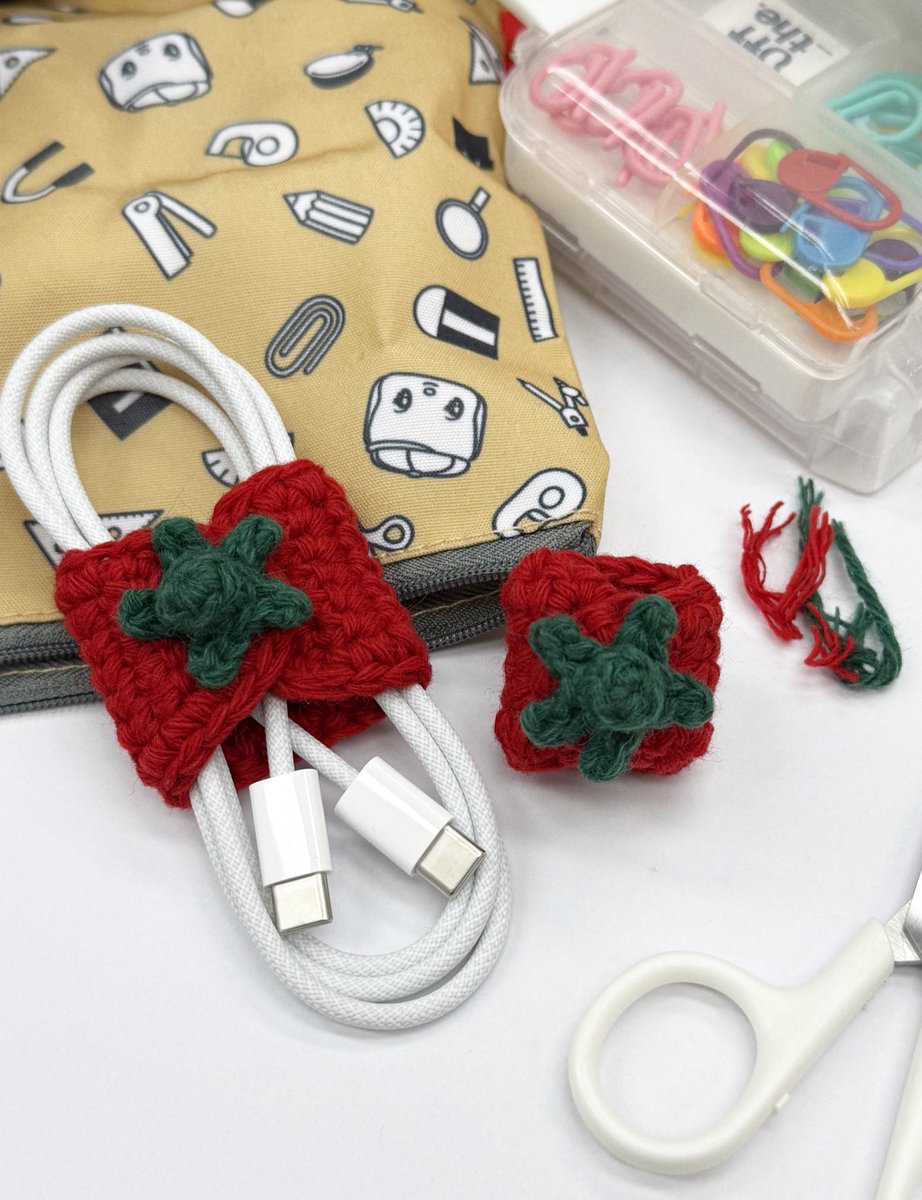 오랜만에 뜨개 자랑 ( ’ᢦ‘ ) 
 없으면 만들면 댐🍅