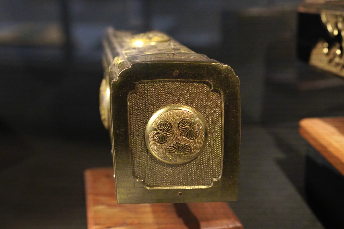 管理番号❀M170◻️⊶薩摩焼 金蒔絵 金彩 大壺 織田信長 武者 古美術 管理番号❀M170◻️⊶薩摩焼 金蒔絵 金彩 大壺 織田信長 武者 古