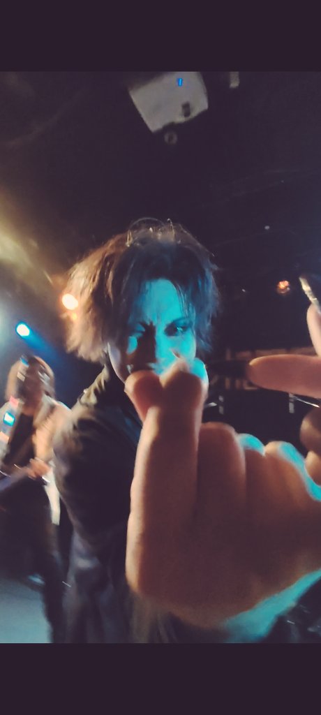 大人黒猫🌙.* 🟣🟣🟣 tweet media