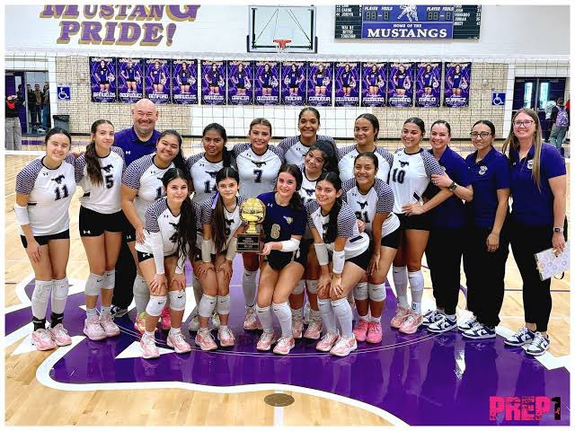 That’s a wrap on year two! Varsity brought home the Bi-District win, my JV squad finished as Co-District Champs (2nd year in a row), and I got to work alongside the best crew. Blessed to be part of such an amazing program!💜 #IOB #ALOT <a href="/BurgesVball/">Burges Volleyball</a> <a href="/CMarenco08/">Christina Marenco</a>