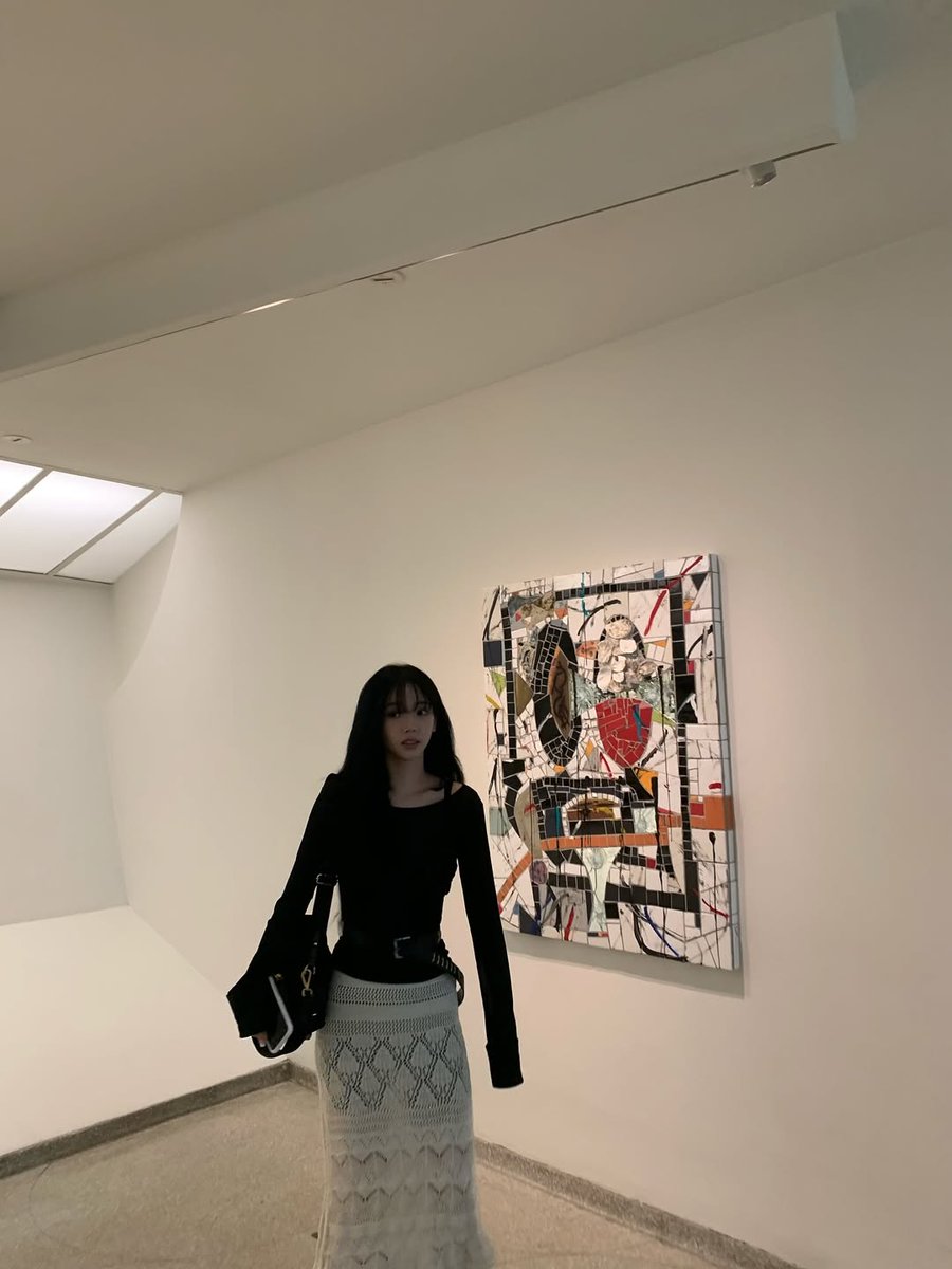 karina pics tweet media