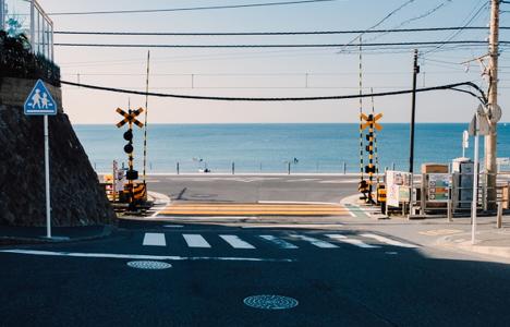 Phinallyphocus1's tweet image. 土曜日の朝、晴れ。だるい気分で音楽を聴く。 📝