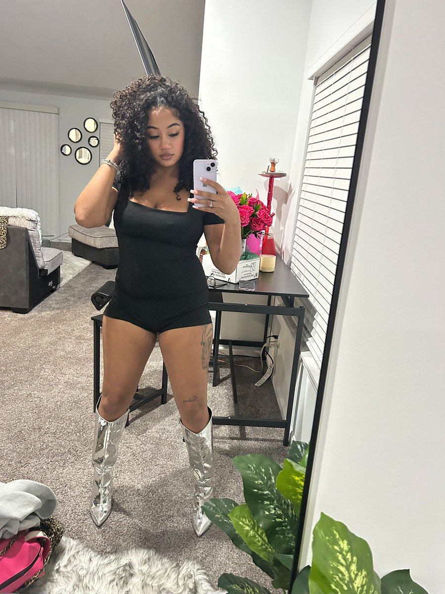 tokyo🎀. (@helovestok) on Twitter photo 